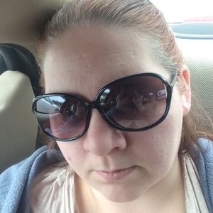 Meet your Posher, Rebeka